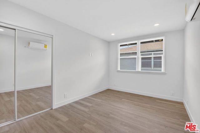 136 S Edgemont Street, Los Angeles, CA 90004