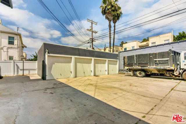 136 S Edgemont Street, Los Angeles, CA 90004