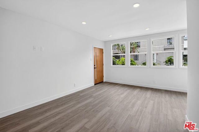 136 S Edgemont Street, Los Angeles, CA 90004