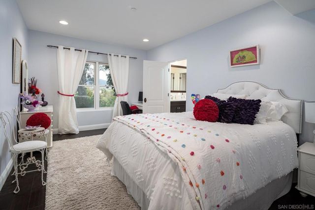 14858 Las Mananas, Rancho Santa Fe, CA 92067