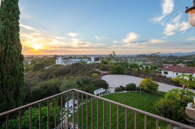 14858 Las Mananas, Rancho Santa Fe, CA 92067