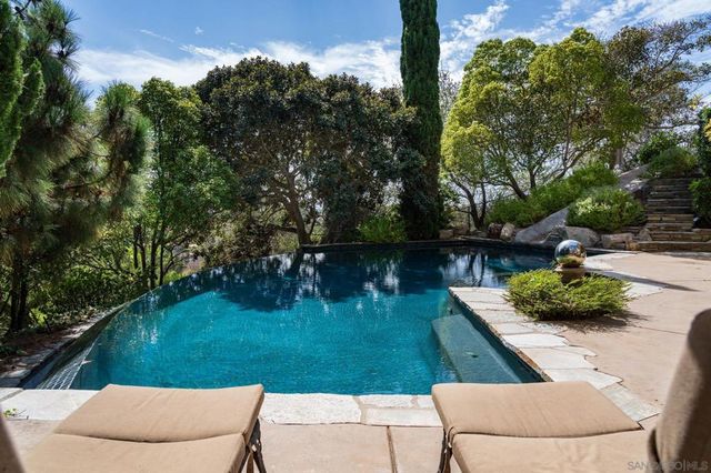 14858 Las Mananas, Rancho Santa Fe, CA 92067