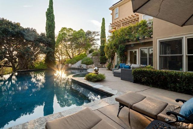 14858 Las Mananas, Rancho Santa Fe, CA 92067