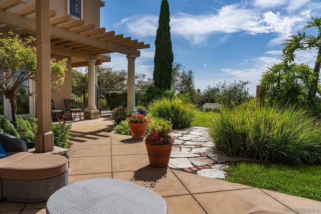 14858 Las Mananas, Rancho Santa Fe, CA 92067