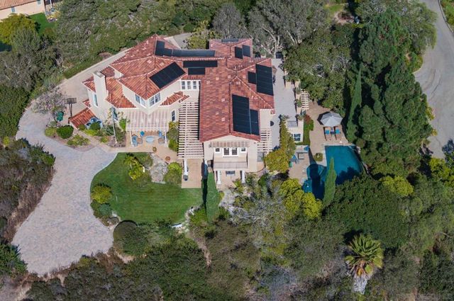 14858 Las Mananas, Rancho Santa Fe, CA 92067