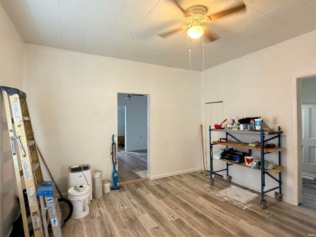 1613 W 1st Street, Marion, IN 46952
