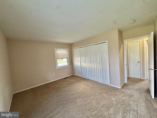 15758 POINTER RIDGE DR, Bowie, MD 20716