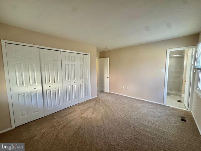 15758 POINTER RIDGE DR, Bowie, MD 20716