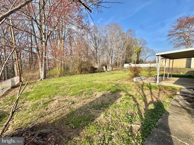 15758 POINTER RIDGE DR, Bowie, MD 20716