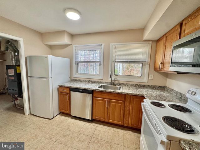 15758 POINTER RIDGE DR, Bowie, MD 20716