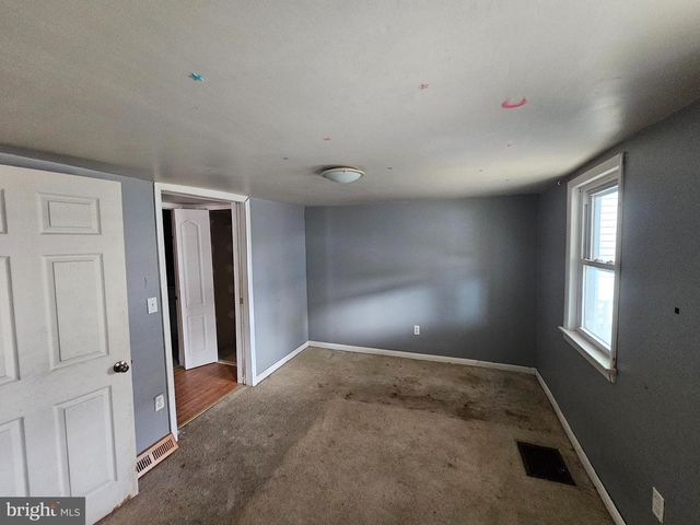 1261 MAIN ST, Harrisburg, PA 17113