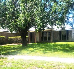 1254 MCGIRTS CREEK Drive E, Jacksonville, FL 32221