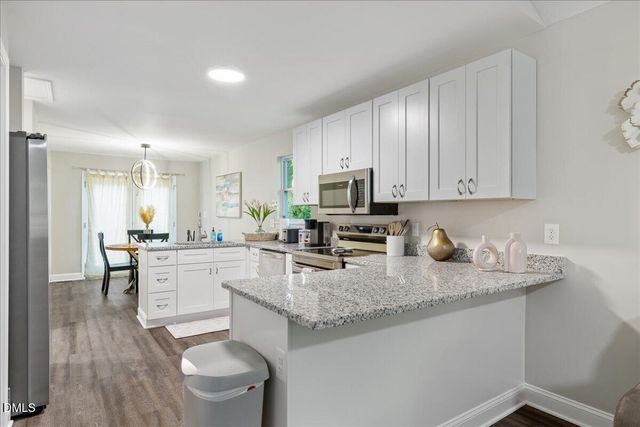 795 Lakeside Avenue, Burlington, NC 27217