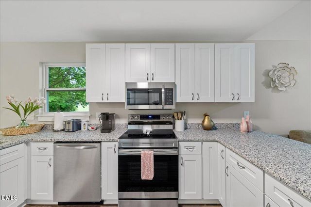 795 Lakeside Avenue, Burlington, NC 27217