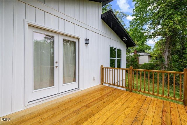 795 Lakeside Avenue, Burlington, NC 27217