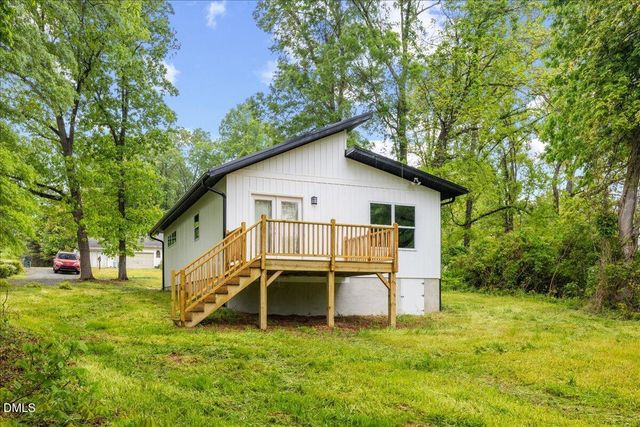 795 Lakeside Avenue, Burlington, NC 27217