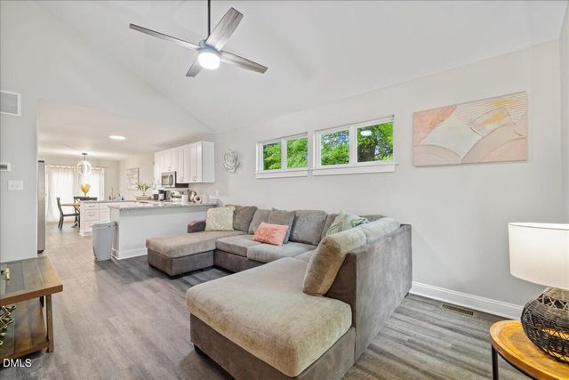 795 Lakeside Avenue, Burlington, NC 27217