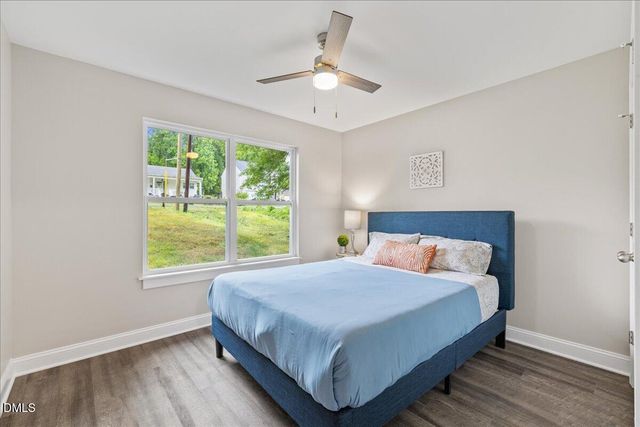 795 Lakeside Avenue, Burlington, NC 27217