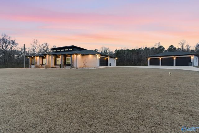 22295 Alabama Highway 33, Moulton, AL 35650