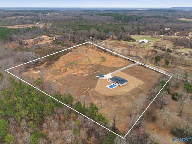 22295 Alabama Highway 33, Moulton, AL 35650