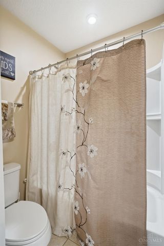 4001 Ivy Wood Drive, Batavia Twp, OH 45102