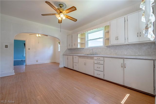 14828 Gaskill Drive NE, Alliance, OH 44601