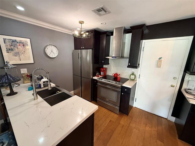 3212 NE 12th Street 303, Pompano Beach, FL 33062