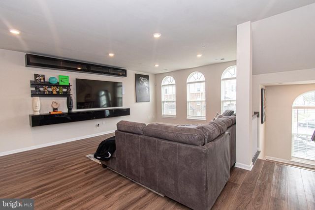 9637 BLOCK ST, Lanham, MD 20706