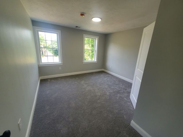 196 Arthur St, Brockton, MA 02302