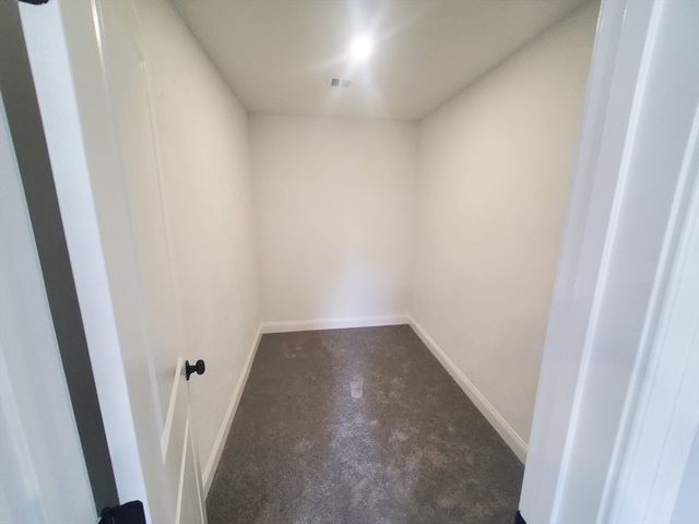 196 Arthur St, Brockton, MA 02302