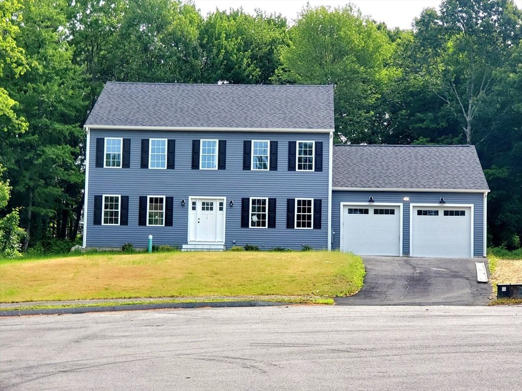 196 Arthur St, Brockton, MA 02302