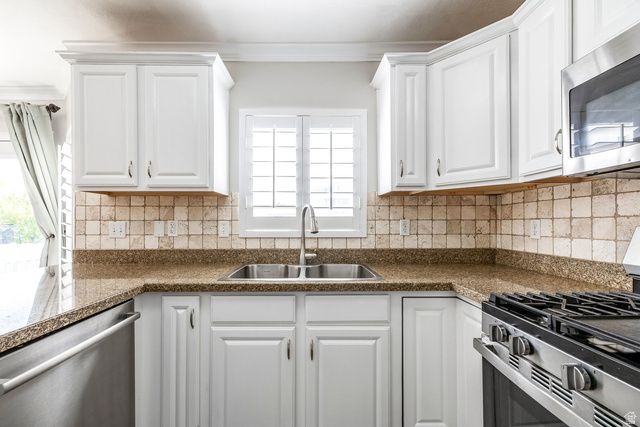 4464 S 3475 W, West Haven, UT 84401