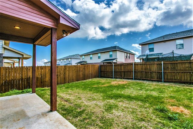 4917-4919 Sanger Circle Drive, Sanger, TX 76266