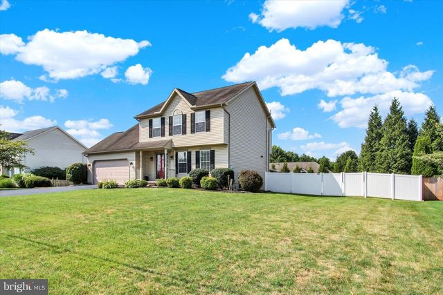 239 RACE HORSE RD, Hanover, PA 17331
