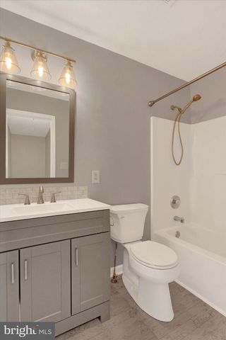 239 RACE HORSE RD, Hanover, PA 17331