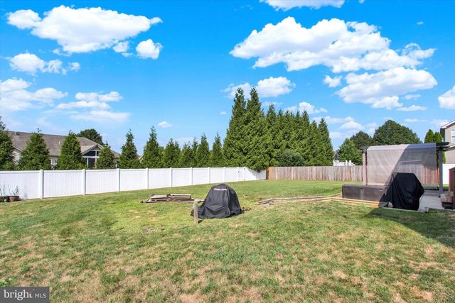 239 RACE HORSE RD, Hanover, PA 17331