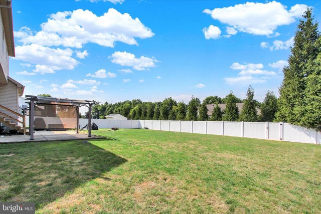 239 RACE HORSE RD, Hanover, PA 17331