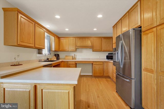 239 RACE HORSE RD, Hanover, PA 17331