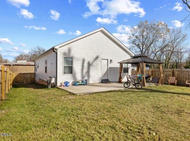 825 Graham Street, Burlington, NC 27217