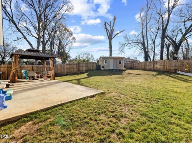 825 Graham Street, Burlington, NC 27217