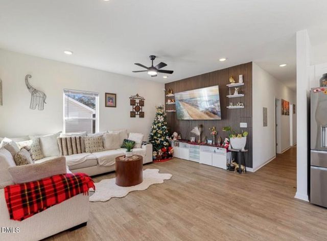 825 Graham Street, Burlington, NC 27217