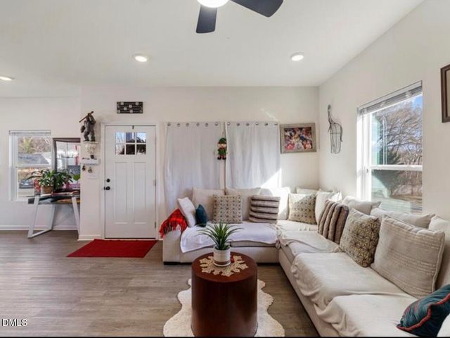 825 Graham Street, Burlington, NC 27217