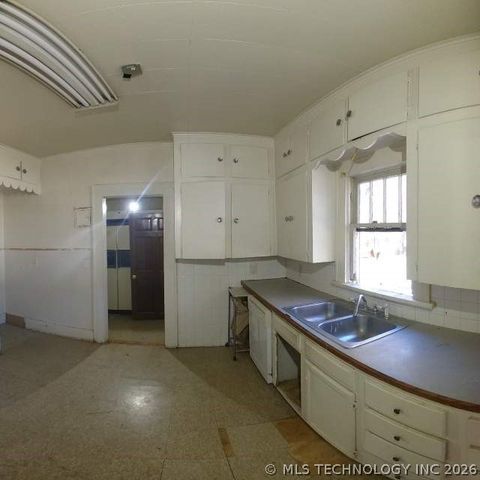 1708 N Maplewood Avenue, Tulsa, OK 74115