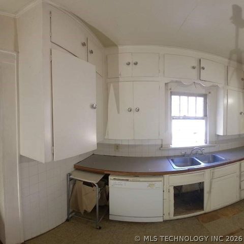 1708 N Maplewood Avenue, Tulsa, OK 74115
