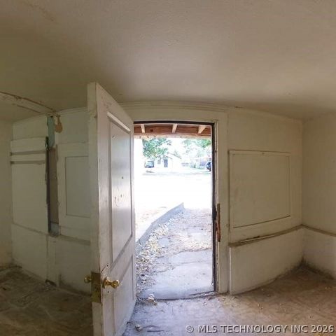 1708 N Maplewood Avenue, Tulsa, OK 74115