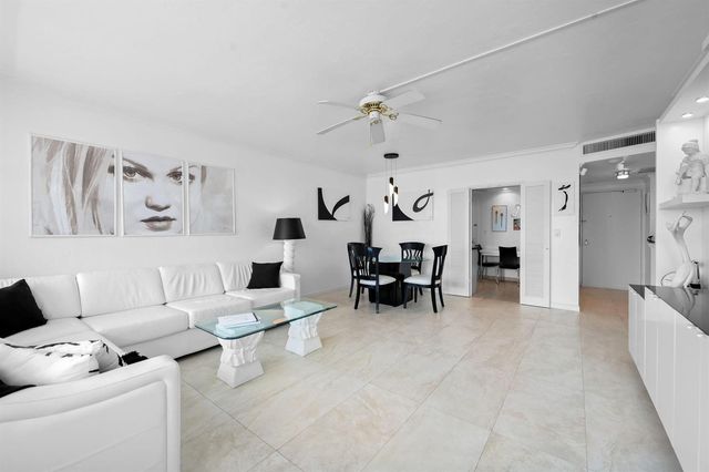 3333 NE 34th Street 1414, Fort Lauderdale, FL 33308