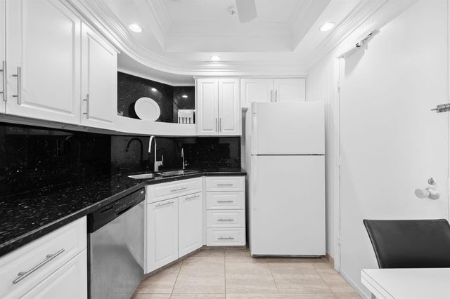 3333 NE 34th Street 1414, Fort Lauderdale, FL 33308