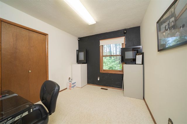 34268 County Road 653, Paw Paw, MI 49079