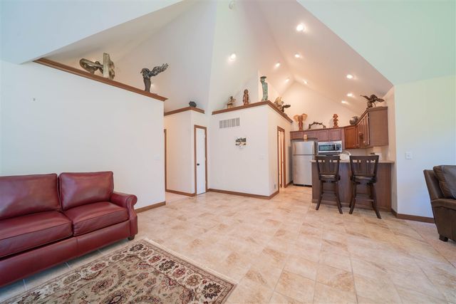 34268 County Road 653, Paw Paw, MI 49079