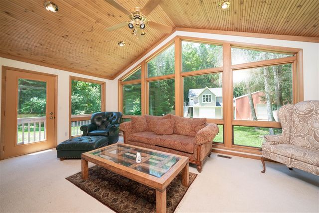 34268 County Road 653, Paw Paw, MI 49079